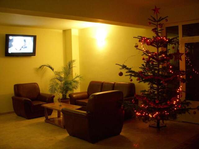 Отель Hotel Decebal Брашов-22